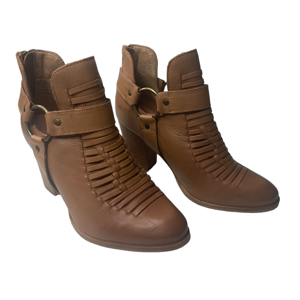 Seychelles Women Ankle
Booties Tan Beige Sz 7.5 Zip
Closure Heeled Leather
Upper